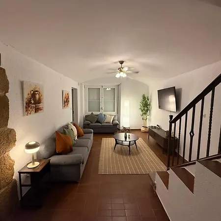 Casa Con Encanto En *