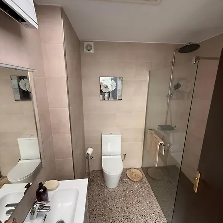 Casa Con Encanto En * Darnius